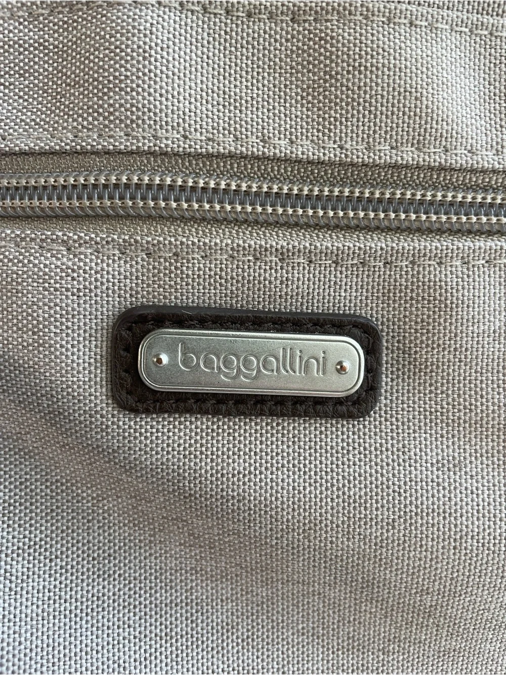 Baggallini Around Town Crossbody Messenger Taupe/Beige w/ RFID Phone Wristlet